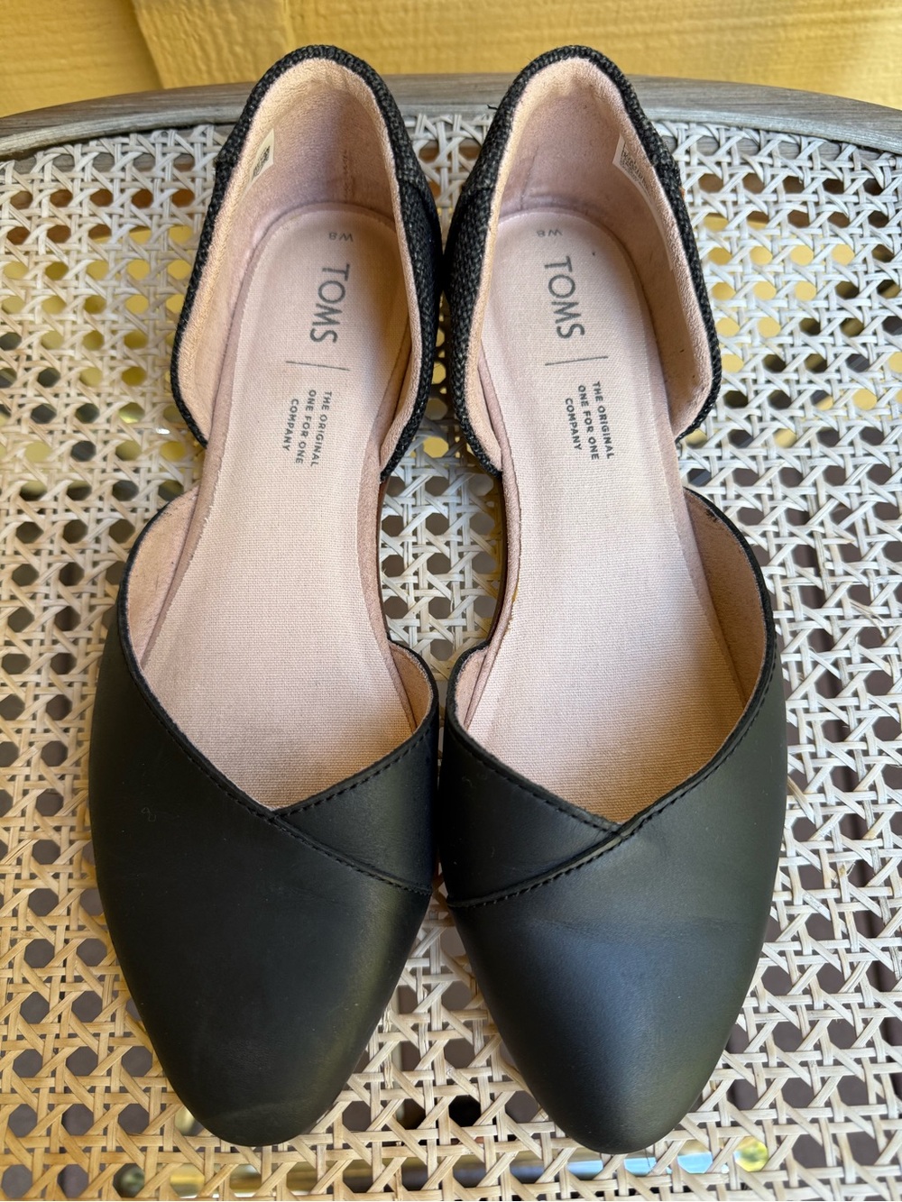TOMS Jutti D’Orsay Black Leather Woven Flats Women’s size 8